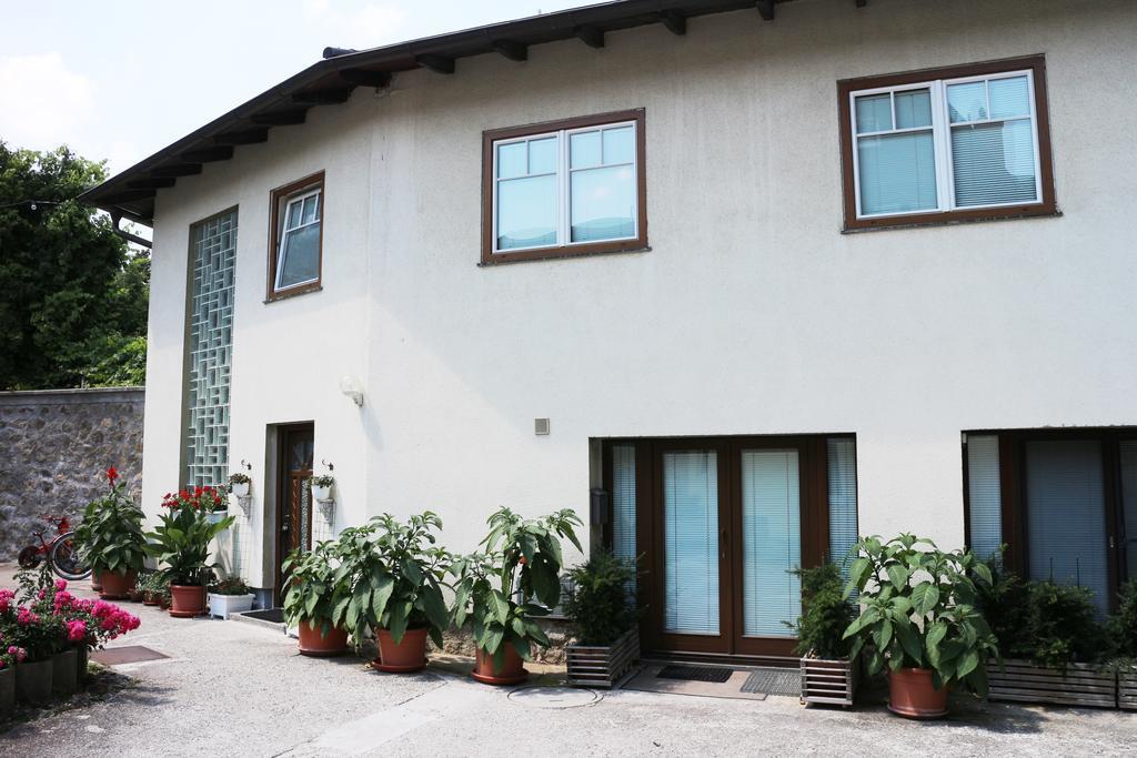 Appartement Haus Zu Den Zwei Eichen à Perchtoldsdorf Extérieur photo