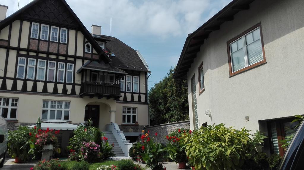 Appartement Haus Zu Den Zwei Eichen à Perchtoldsdorf Extérieur photo