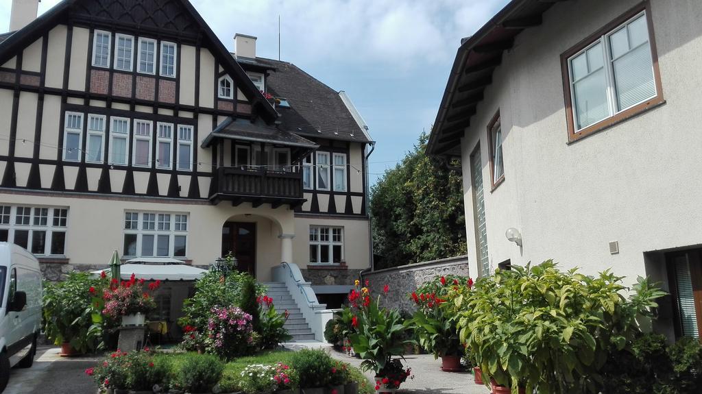 Appartement Haus Zu Den Zwei Eichen à Perchtoldsdorf Extérieur photo